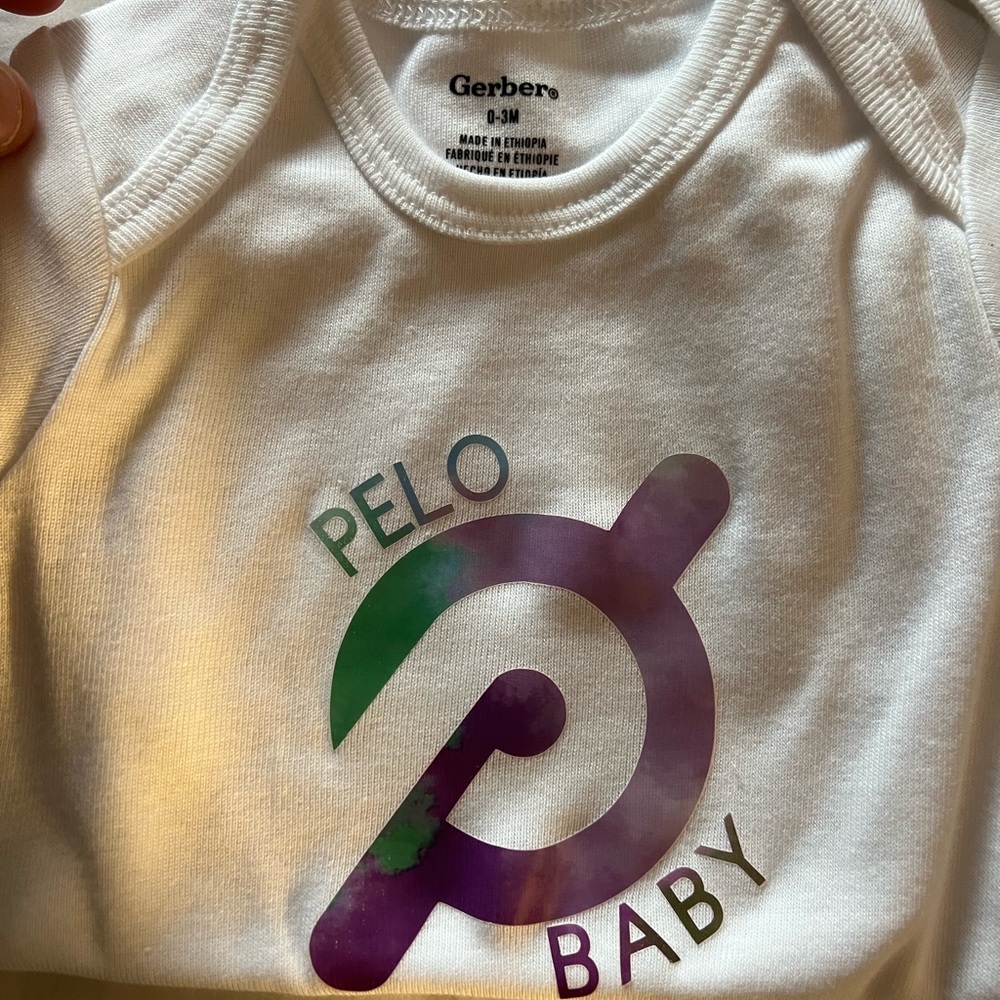 Peloton Baby onesie Pelo Baby onesie - Picture 3 of 8